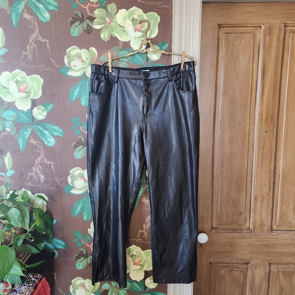 Abercrombie & Fitch Vegan Leather Pants 34/18 Ultra High Rise 90s Straight Black